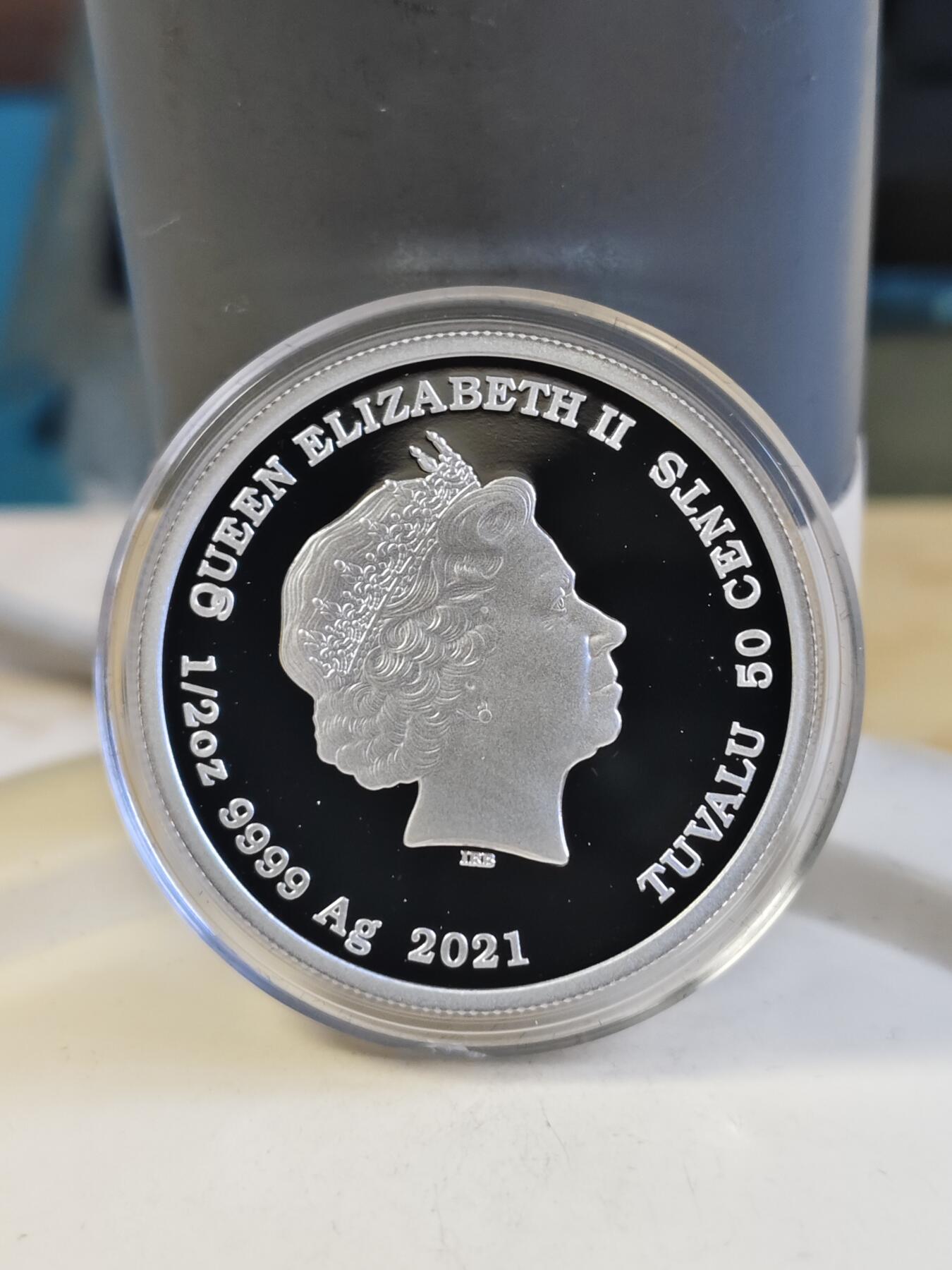 第180期拍卖【长期征集拍品】【北京币展专场】 图瓦卢2021年生肖宝宝系列牛宝宝半盎司纪念彩银币，999银，发行7500枚