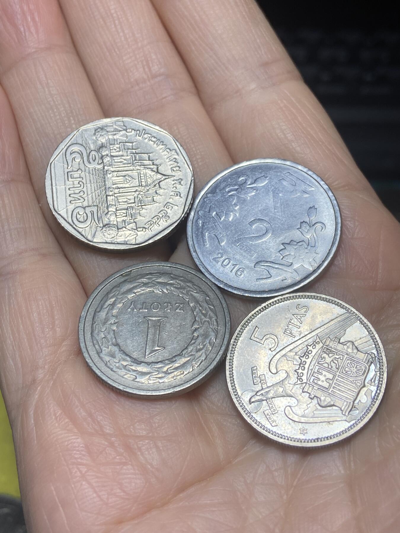 2025年第一百二十场(总第一百四十六场）外国好品散币(免佣金)