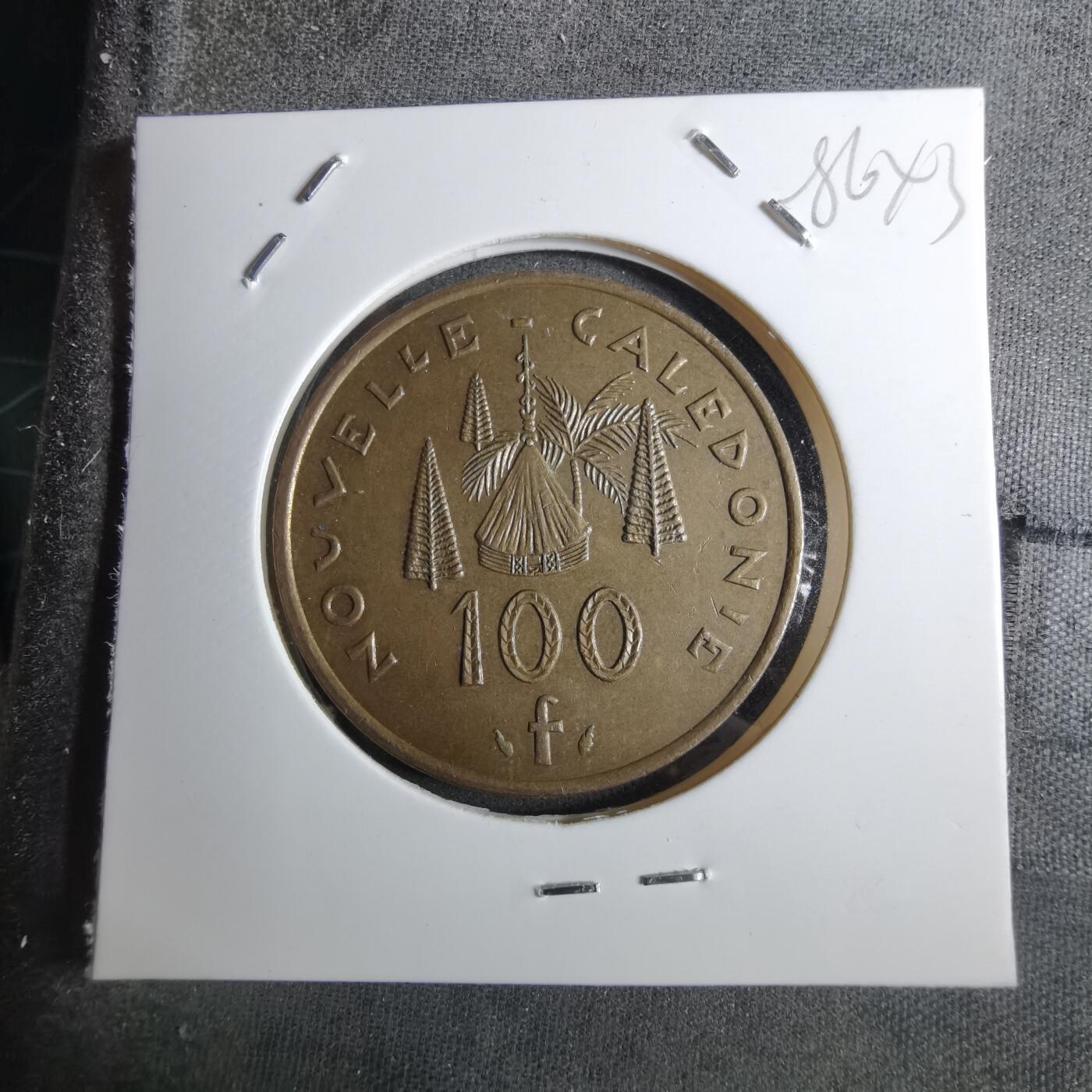 沼泽如烟--第886场 法属新喀里多尼亚1987年100法郎