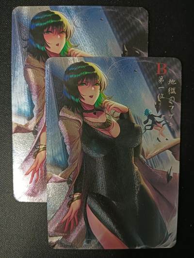 花开卡拍第45期（11月2号周日截拍，品控勿拍!!!拍品不寄存，运费5元，自制卡难免瑕疵，可能存在轻微撞角爆边等出厂瑕疵，品控介意勿拍！） - 一拳超人，吹雪渐变特藏2张，粗闪工艺。