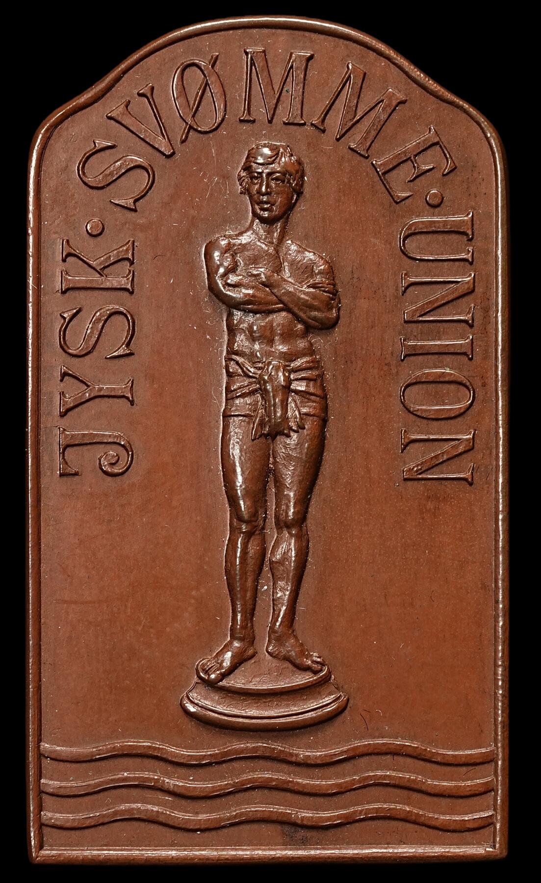 修遠堂世界钱币第九十一期 1923年丹麦田径锦标赛纪念章牌 带原盒 56.20X32.10mm 35.78g