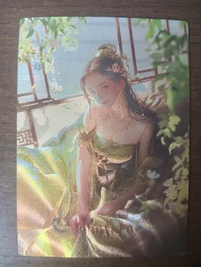 花开卡拍第45期（11月2号周日截拍，品控勿拍!!!拍品不寄存，运费5元，自制卡难免瑕疵，可能存在轻微撞角爆边等出厂瑕疵，品控介意勿拍！） - 孽嬖传 倾城红颜 骊姬 编号44/99 粗闪1张