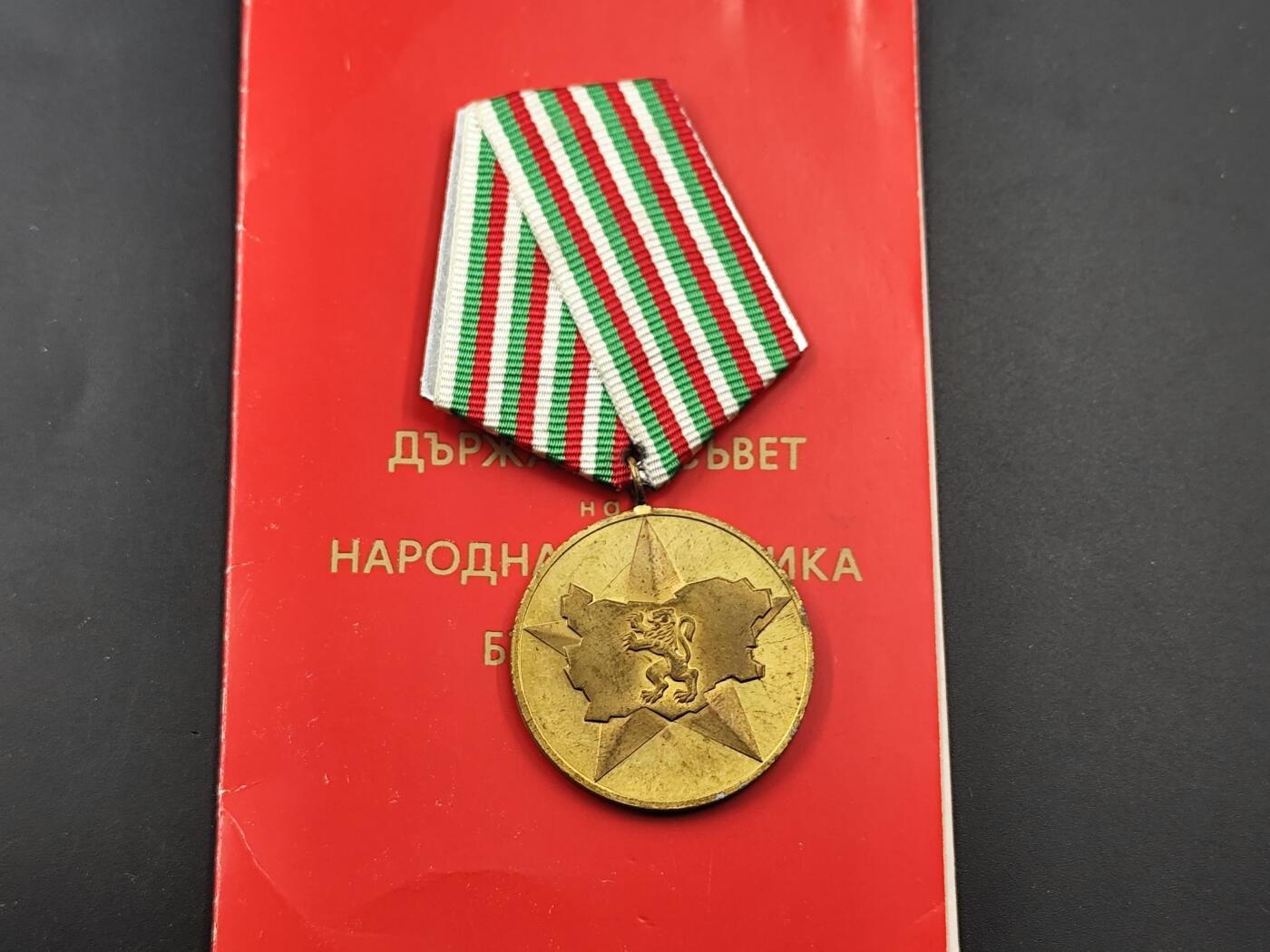 10月底 冲业绩 来一波精品证章场子