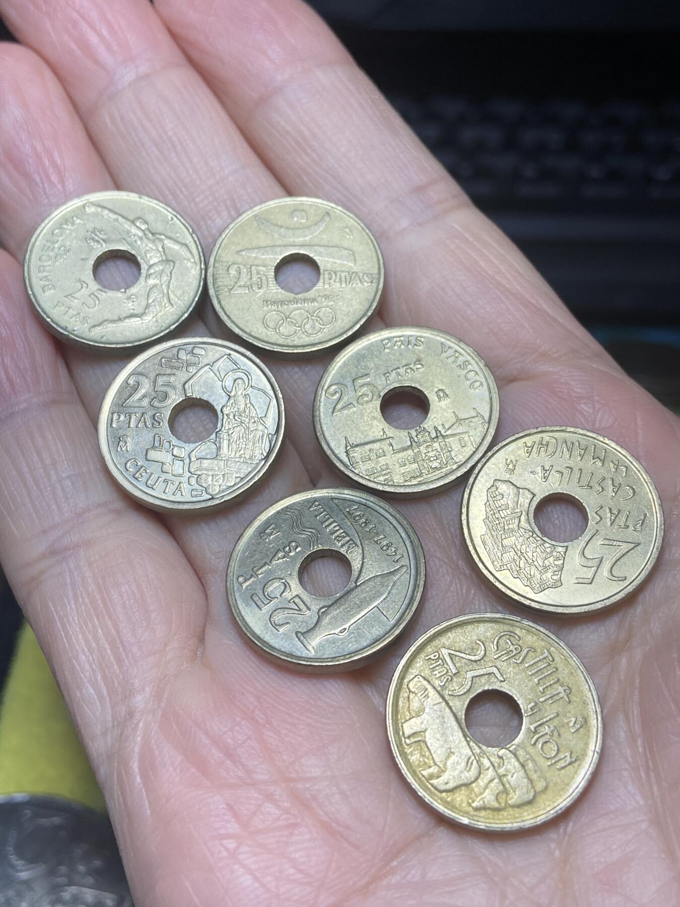 2025年第一百二十场(总第一百四十六场）外国好品散币(免佣金) 西班牙🇪🇸25比塞塔各自治区纪念币7枚：1991年，1993年、1995年、1996年、1997年、1998年