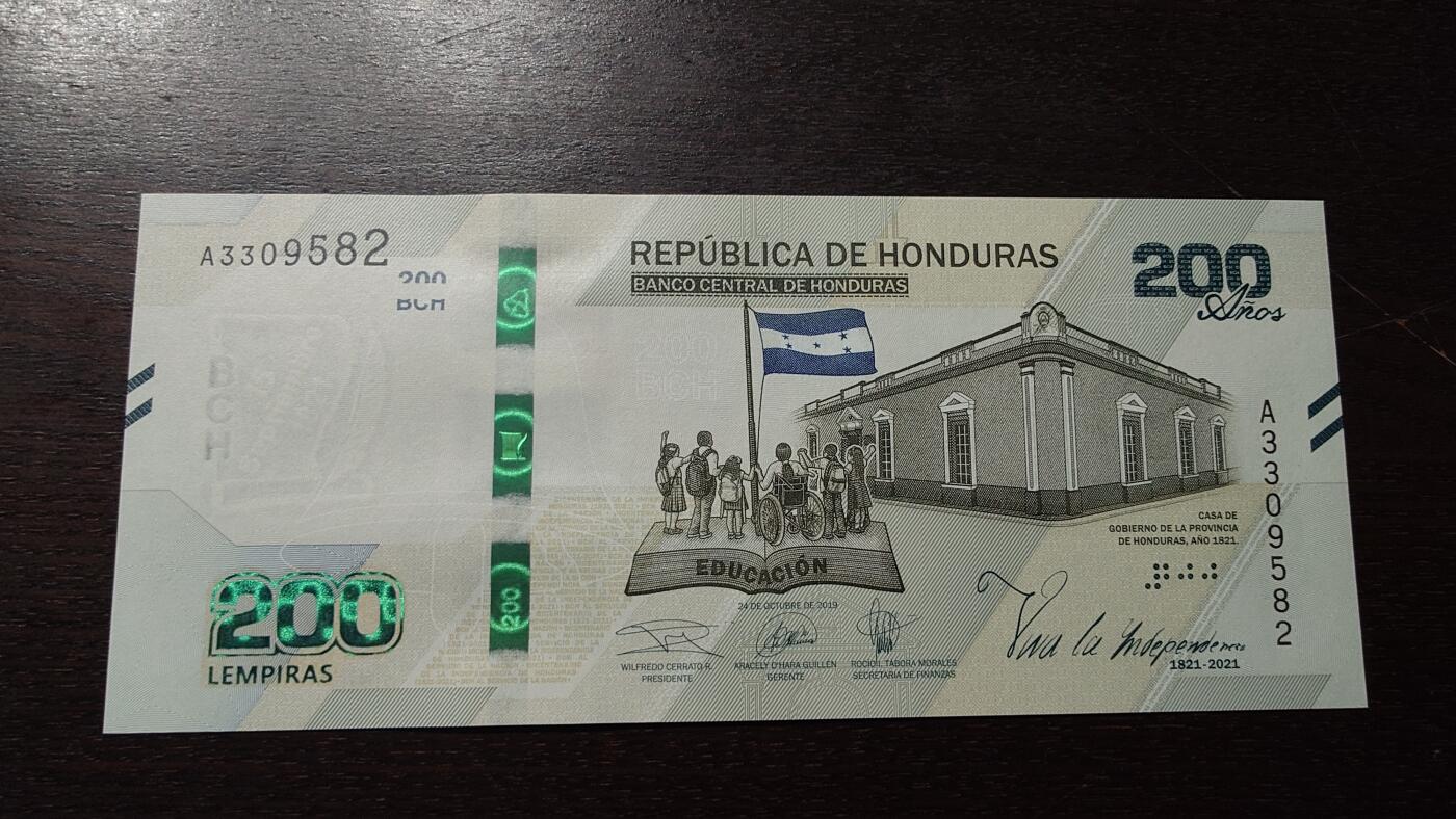 世界钱币～微拍第212期暨2025年第52期  部分库存清仓选号 2021年洪都拉斯200伦皮拉 纪念钞全新绝品无47尾号582