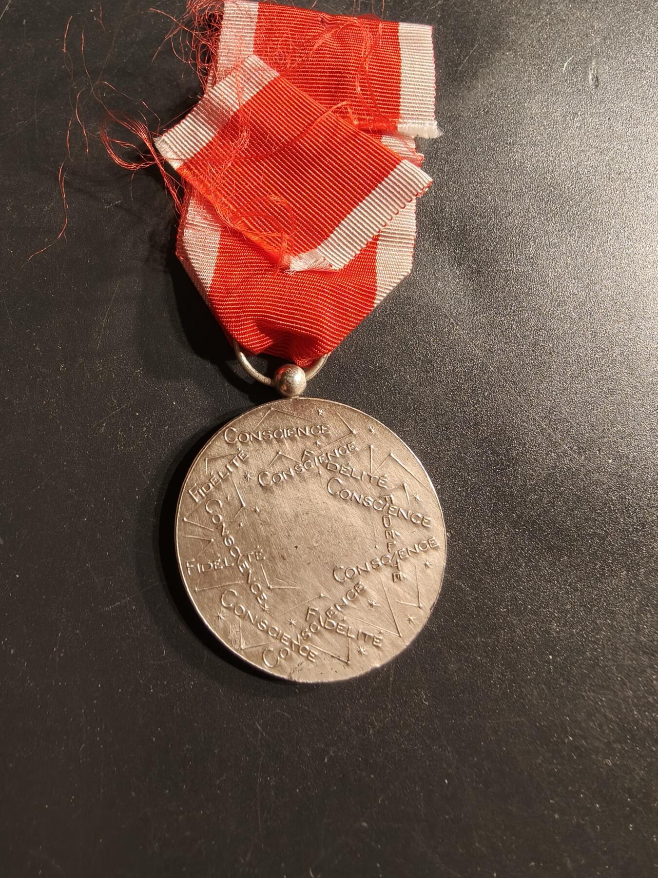 老王徽章第160期 法国银级鲁昂工业协会奖章 