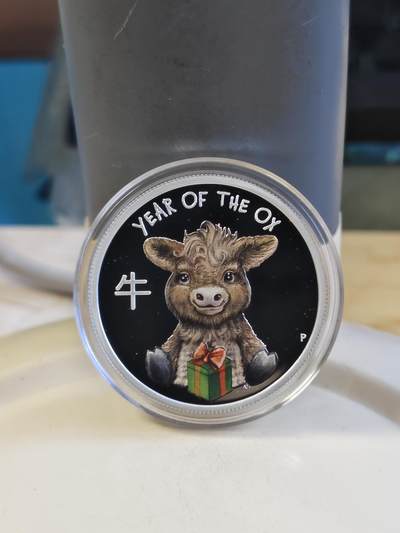 第180期拍卖【长期征集拍品】【北京币展专场】 - 图瓦卢2021年生肖宝宝系列牛宝宝半盎司纪念彩银币，999银，发行7500枚