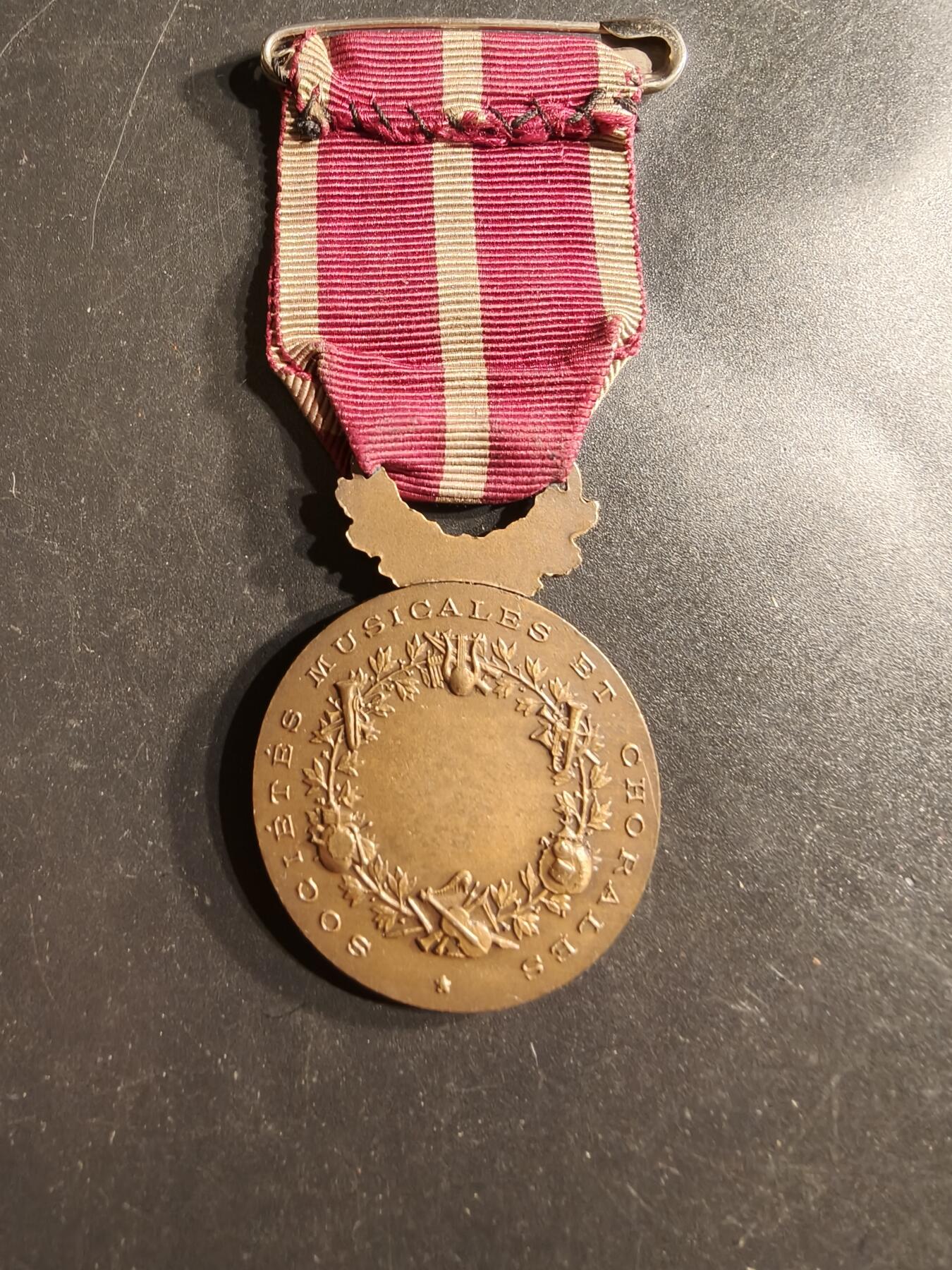 老王徽章第160期 法国铜级合唱协会奖章 