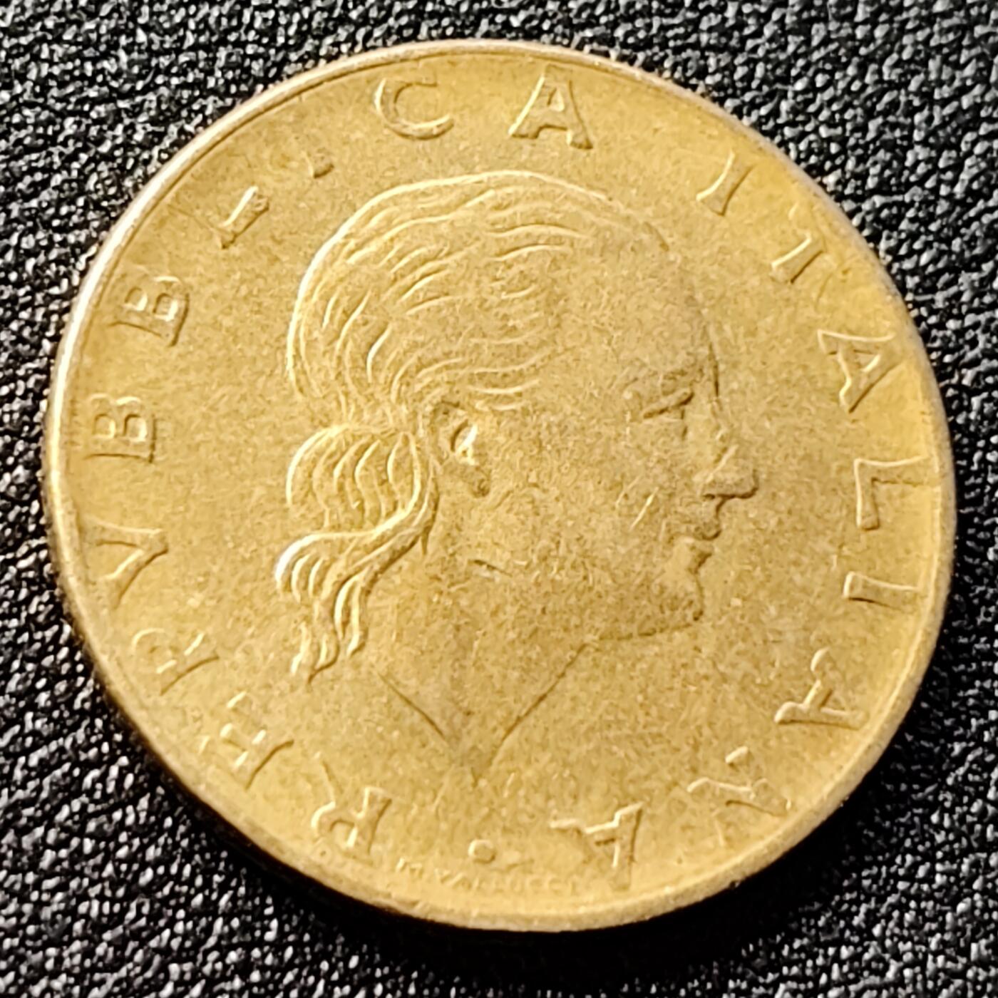 泉币菌-第122场-精品福利场 意大利1978年200里拉 丰收女神 齿轮 铝青铜币 外国硬币 24mm 