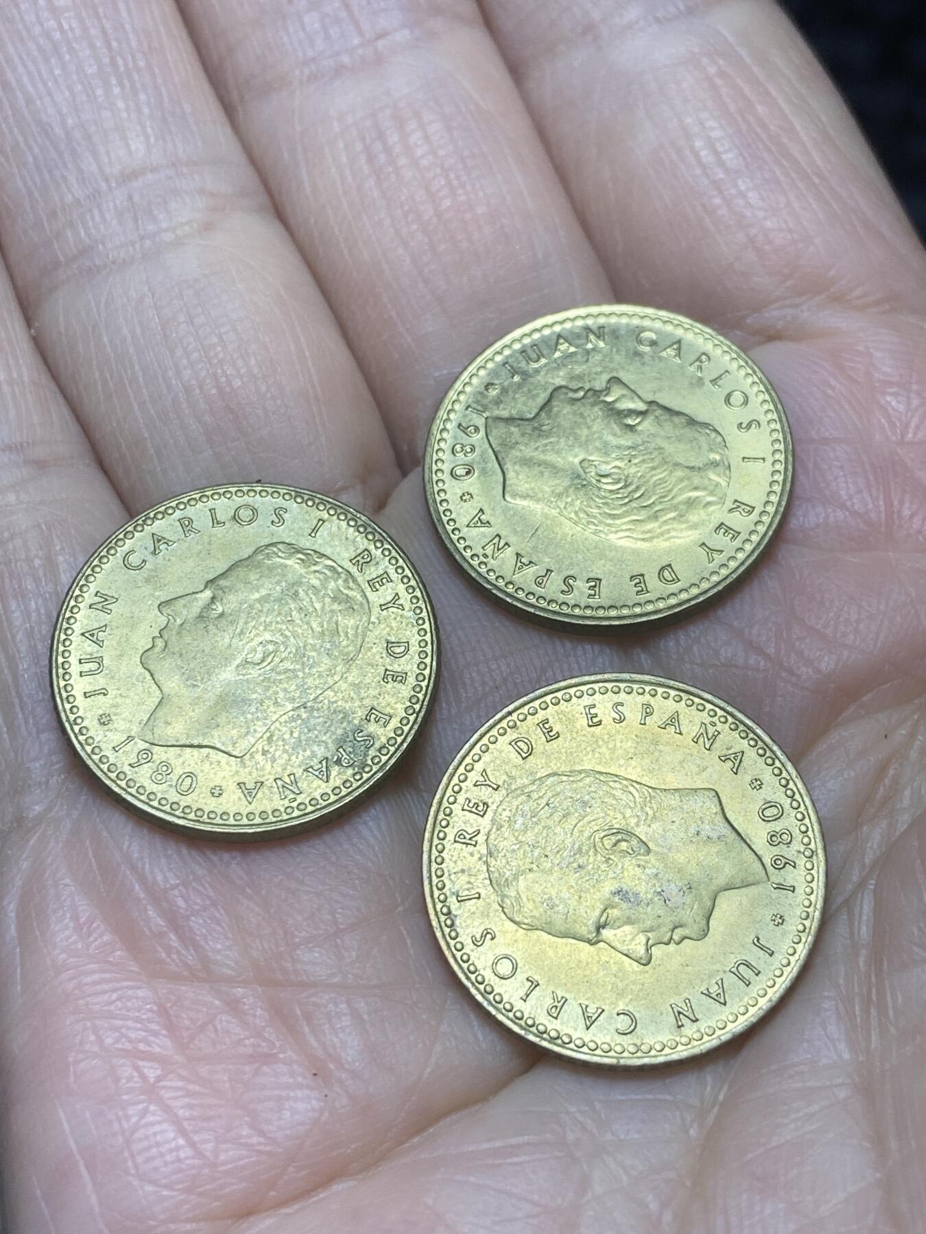 2025年第一百二十场(总第一百四十六场）外国好品散币(免佣金) 好品–西班牙🇪🇸1980年1比塞塔3枚(1982年世界杯纪念币)