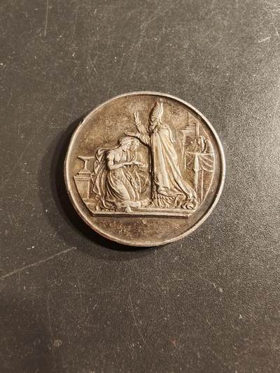 老王徽章第160期 - 法国婚礼纪念章     950银  蜜蜂银标    直径27mm.   重量9.9g