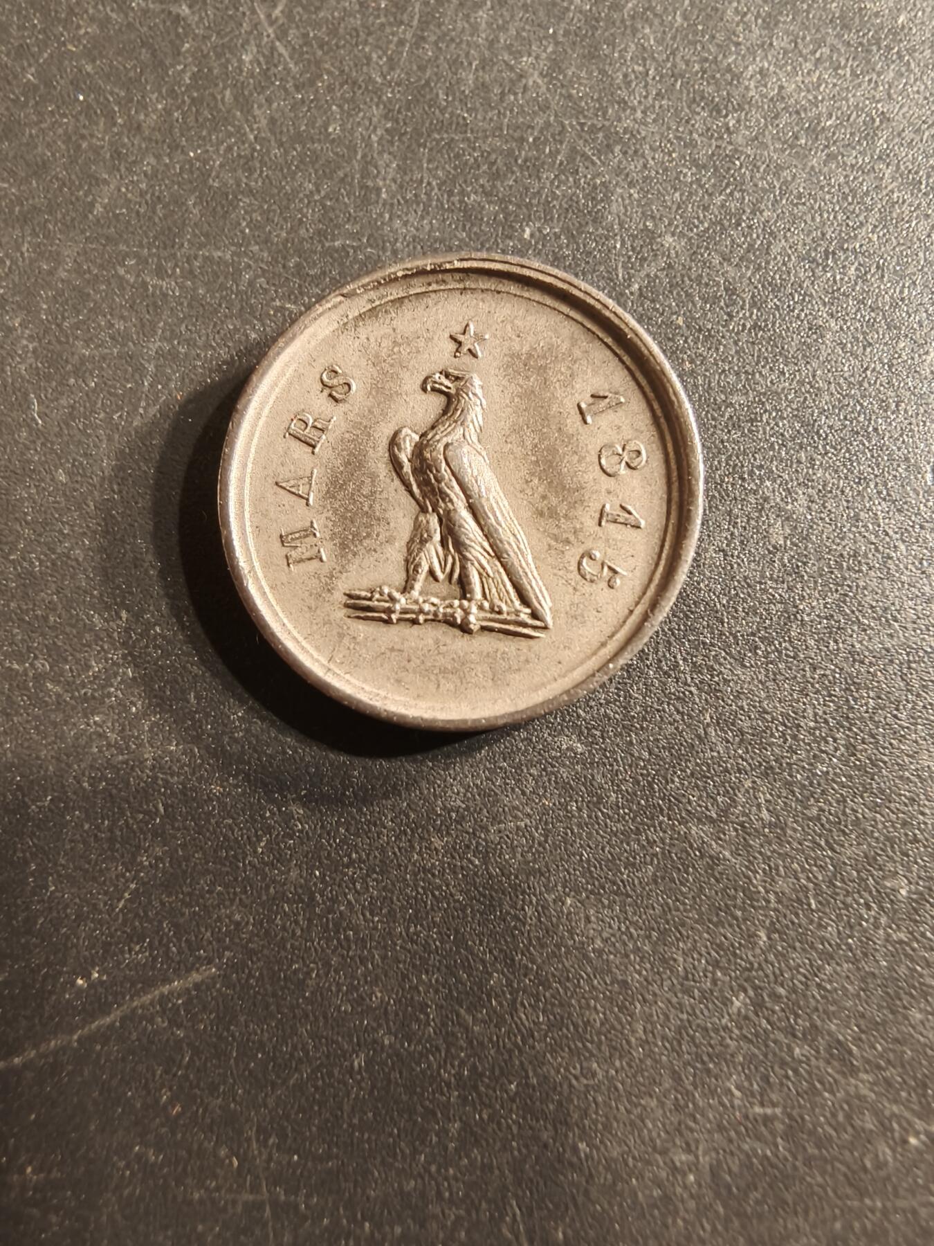 老王徽章第160期 法国拿破仑婚礼纪念章   950银    直径16mm.   重量3.1g