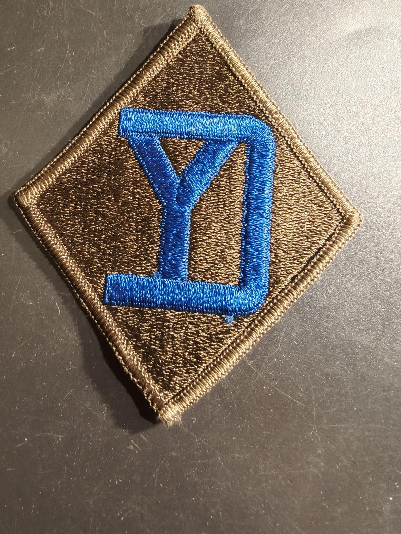 老王徽章第160期 美国陆军第26步兵师肩章