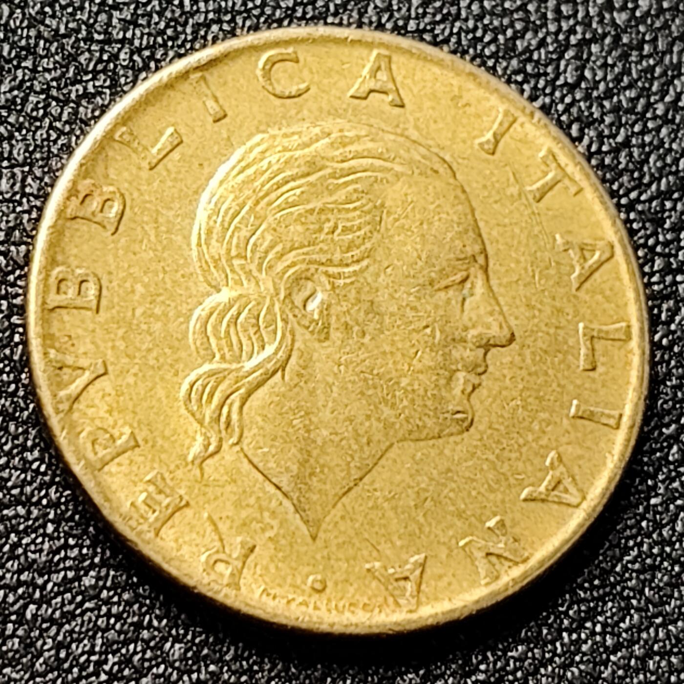 泉币菌-第121场-精品福利场 1979年 意大利200里拉黄铜硬币 女神 24mm