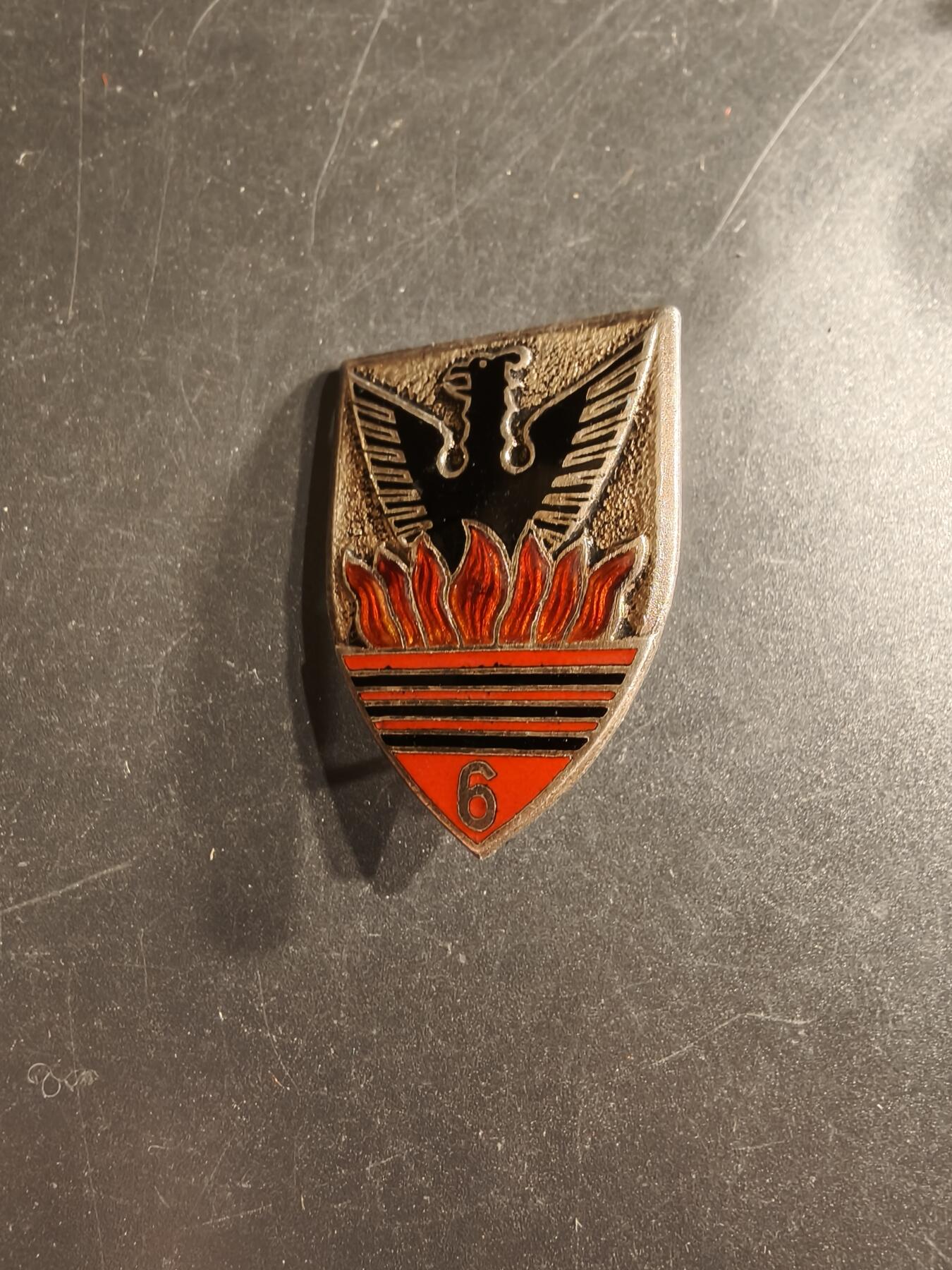 老王徽章第160期  法国非洲第6猎骑兵团证章