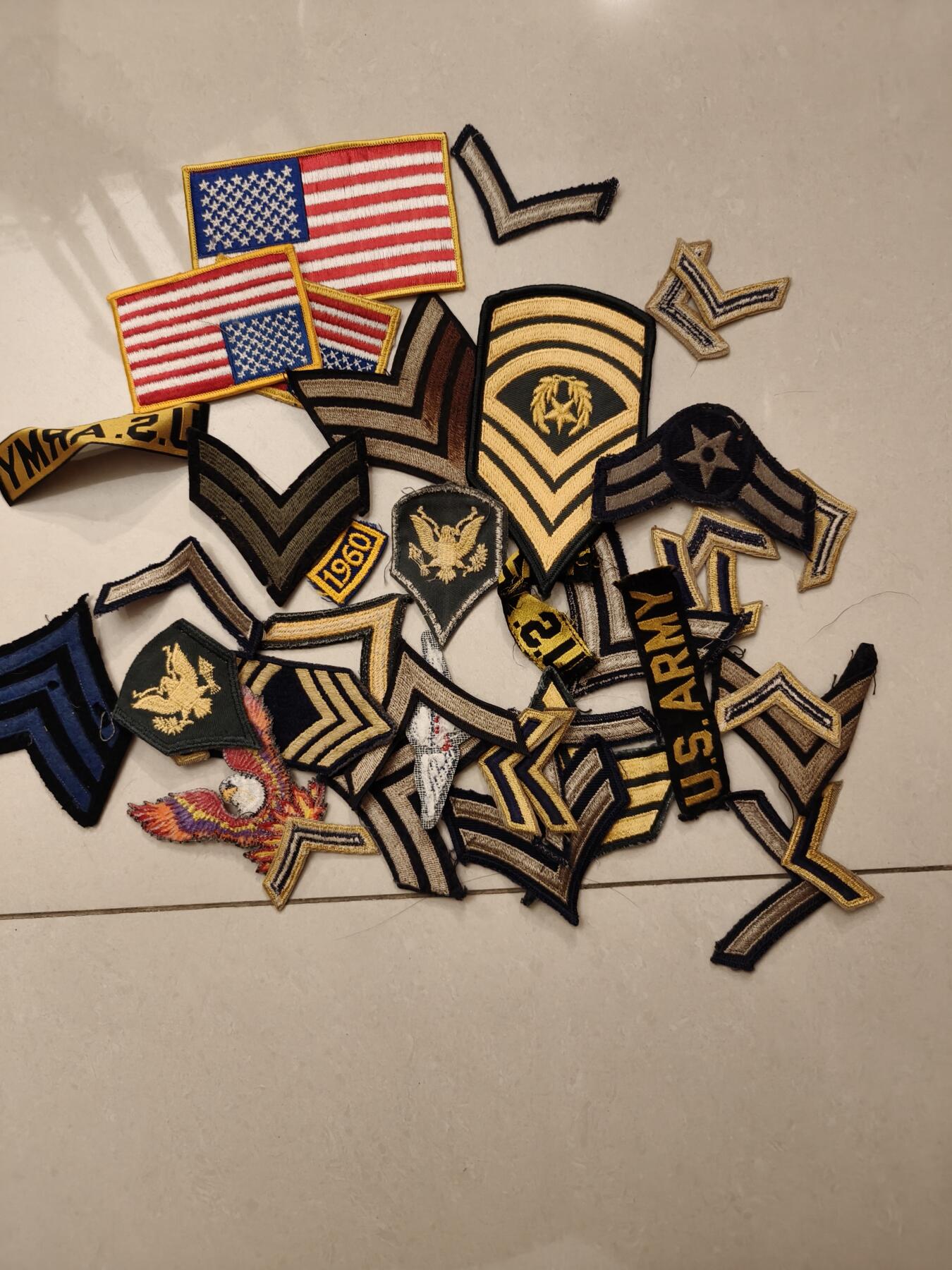 老王徽章第160期 美国军衔和国际识别臂章一组