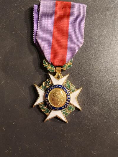 老王徽章第160期 - 法国骑士级海外功绩勋章 