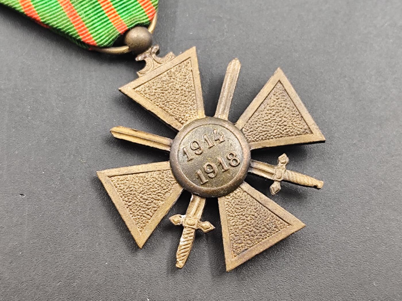 10月底 冲业绩 来一波精品证章场子 法国一战胜利奖章铜制一星版