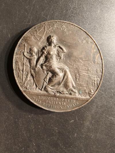 老王徽章第160期 - 法国战争部混合射击竞赛镀银大铜章      大师亨利杜布瓦作品     直径46mm.    重量46.7g