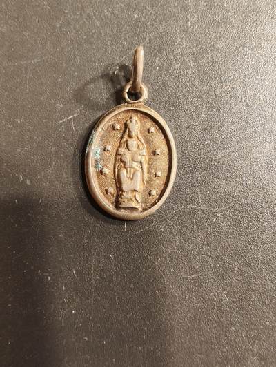 老王徽章第160期 - 法国天主教会纪念章