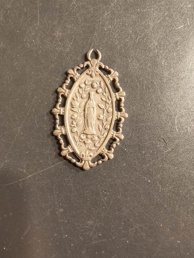 老王徽章第160期 - 法国天主教会纪念章