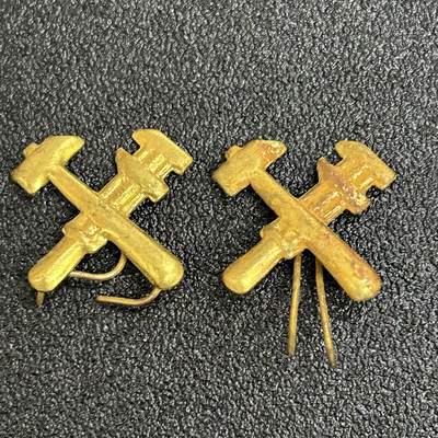 西秦中古拍卖第六十三期 - 苏联工兵领章 早期铁制