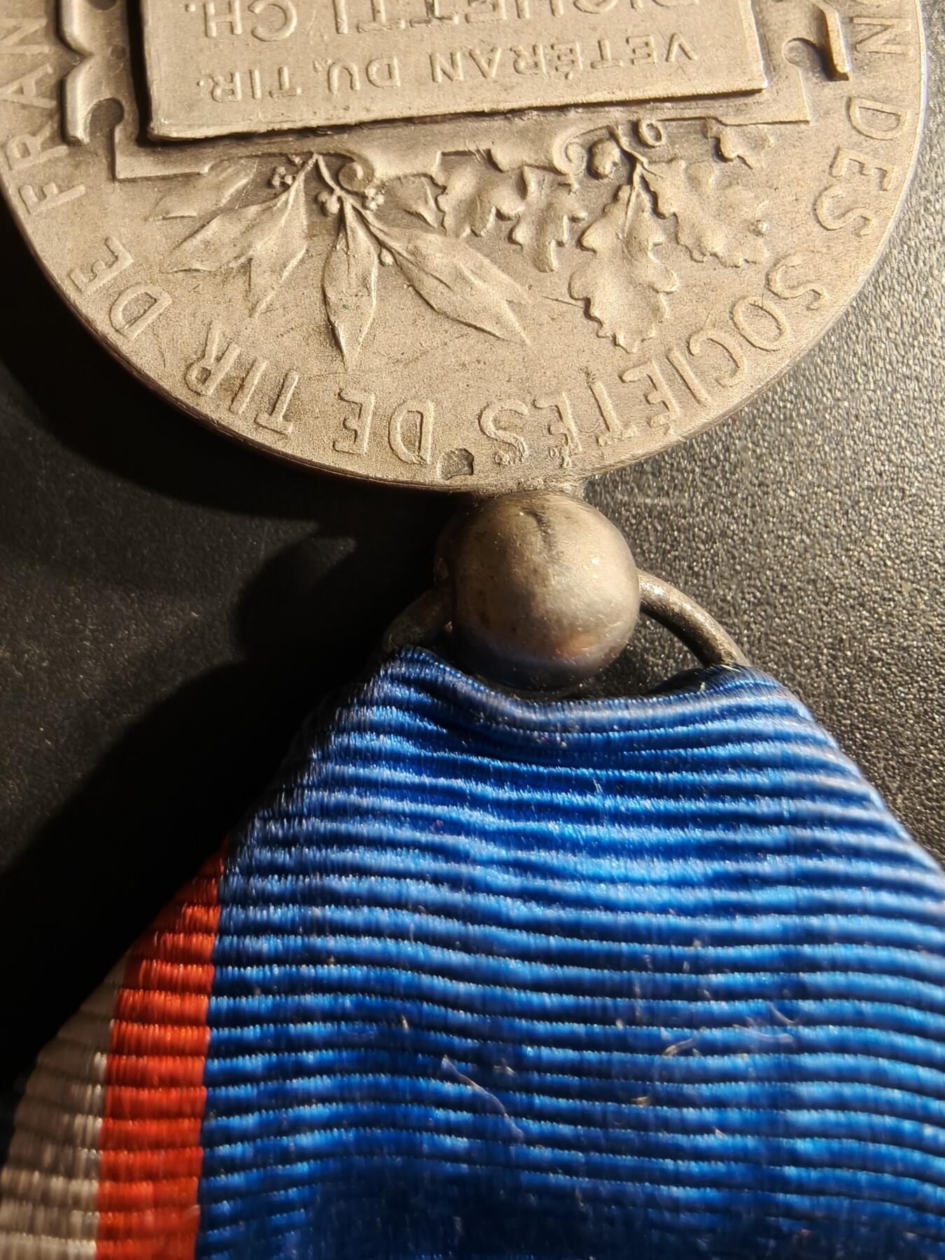 老王徽章第160期 法国射击联盟纪念章    950银    19.9g