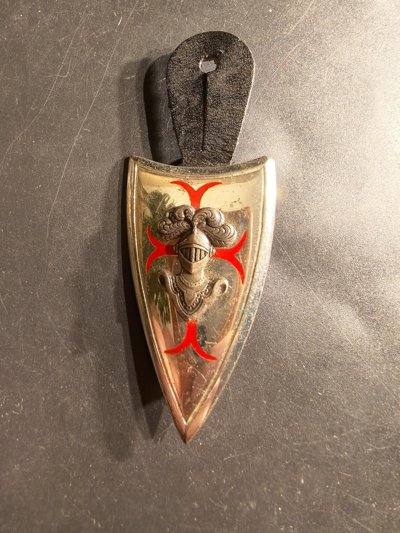 老王徽章第160期  法国装甲兵训练中心证章