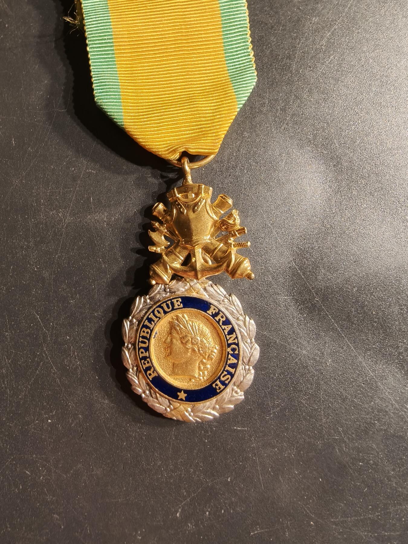 老王徽章第160期 法国军事奖章    四共时期 