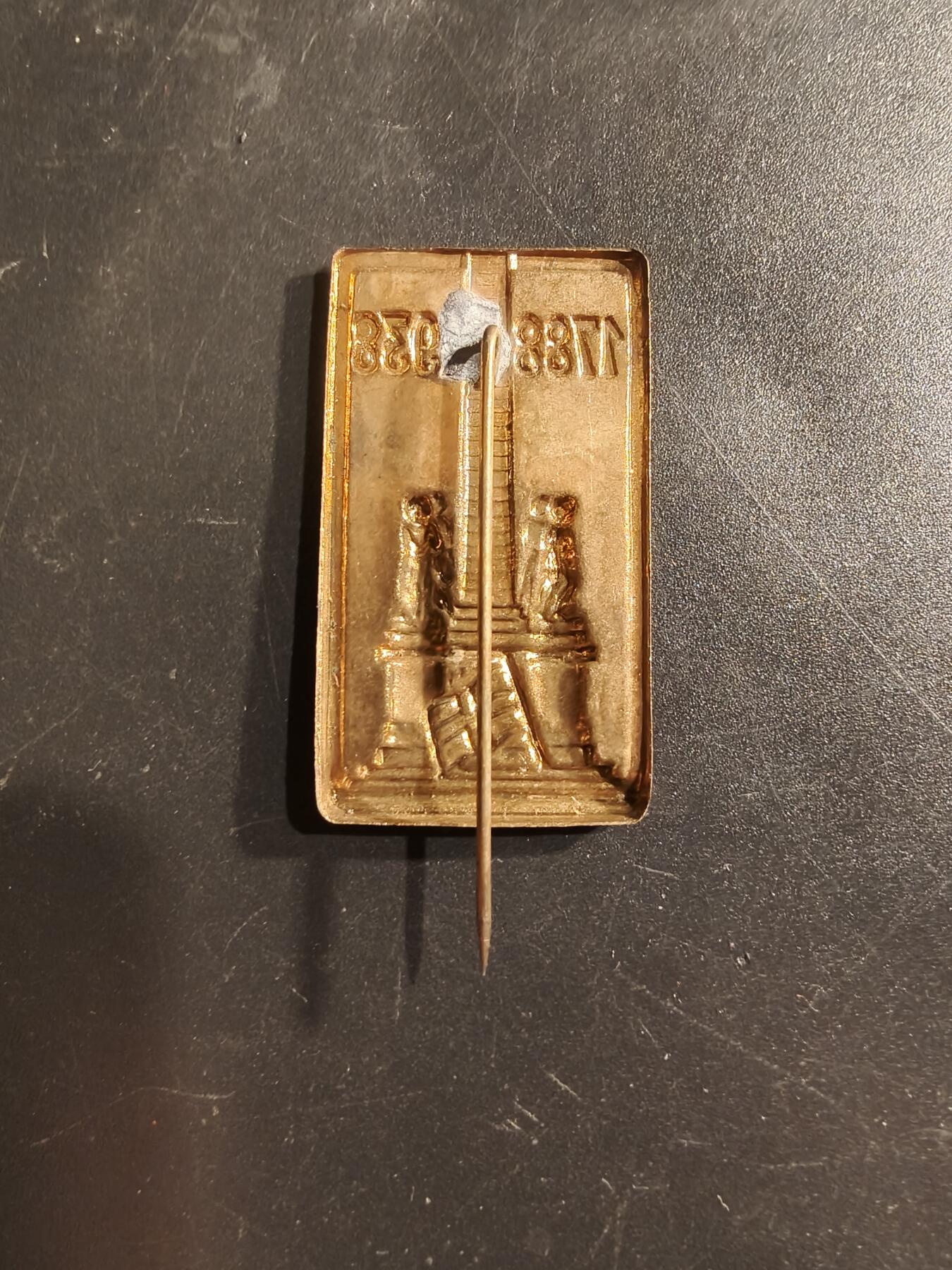 老王徽章第160期 丹麦哥本哈根自由纪念碑150周年针插