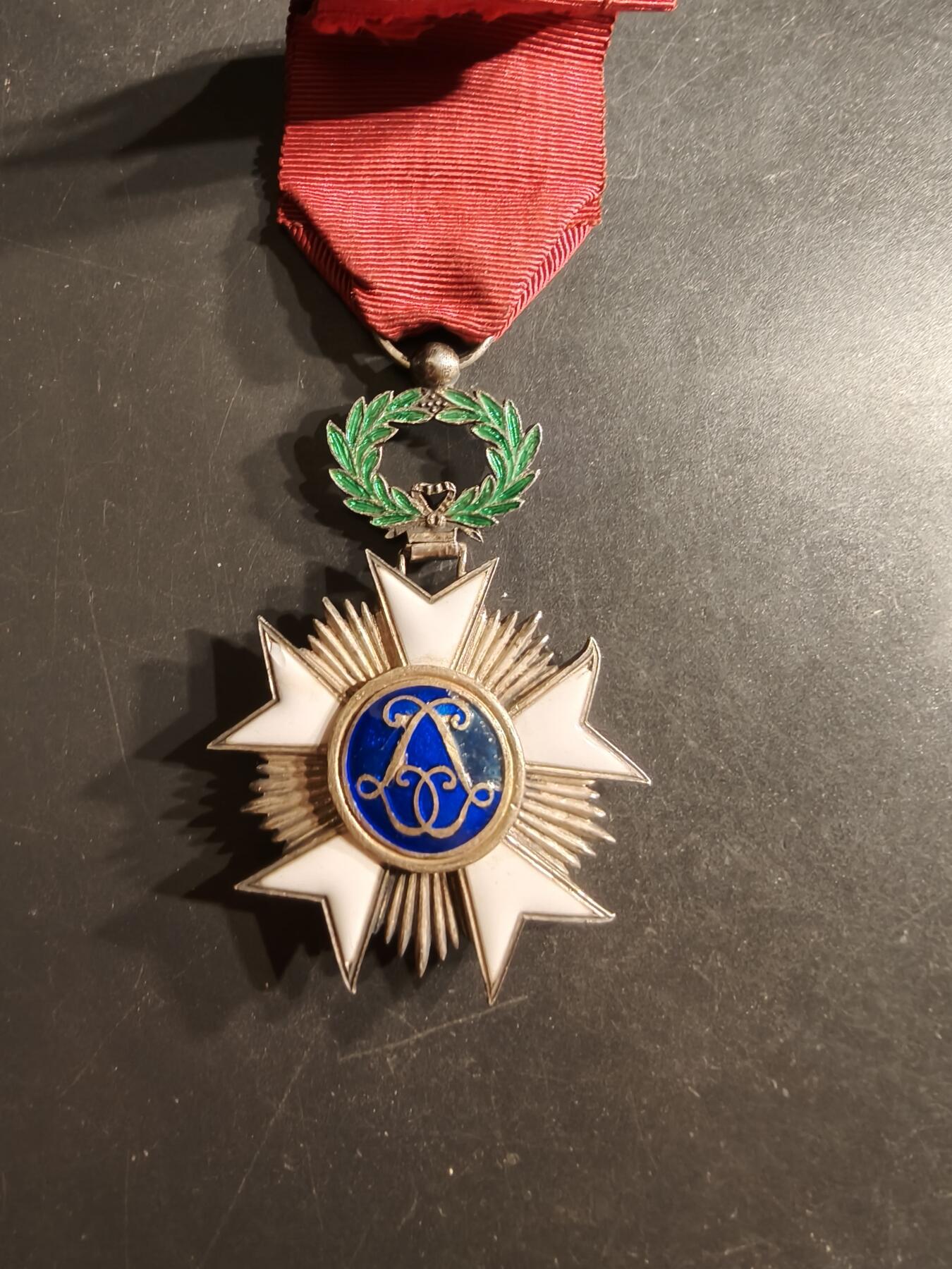 老王徽章第160期 比利时骑士级王冠勋章