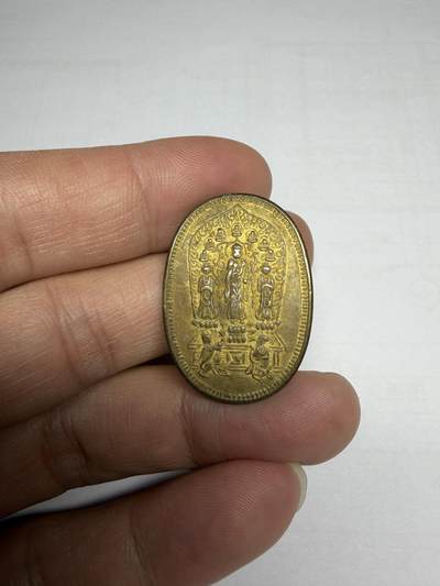2025年集古藏今外币拍卖第十期-第1场—（总第281拍），本期古钱币全场包真，拍卖名称未备注的均无补裂翘等缺陷，可以寄存60天，满160元包邮。 - 善光寺鎏金菩萨花钱，尺寸22.9*31.9*1.7