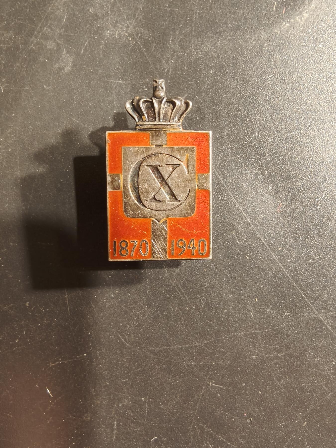 老王徽章第160期 丹麦克里斯蒂安十世70大寿证章     925银质珐琅     3.1g