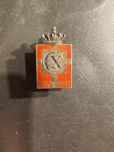 老王徽章第160期 - 丹麦克里斯蒂安十世70大寿证章     925银质珐琅     3.1g