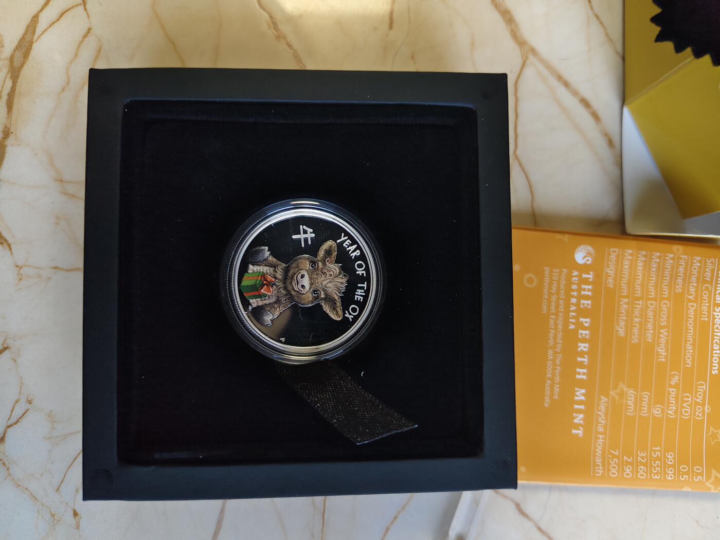 第180期拍卖【长期征集拍品】【北京币展专场】 图瓦卢2021年生肖宝宝系列牛宝宝半盎司纪念彩银币，999银，发行7500枚