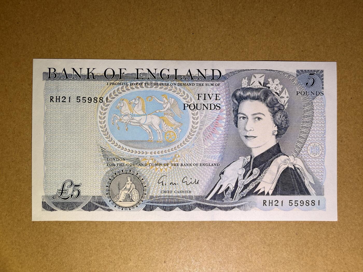 《艾美收藏》第218期-11.2周日外币荟萃