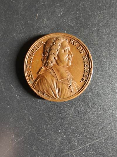 老王徽章第160期 - 法国皇家科学院大铜章     光边原铸     直径28mm.    重量11.6g