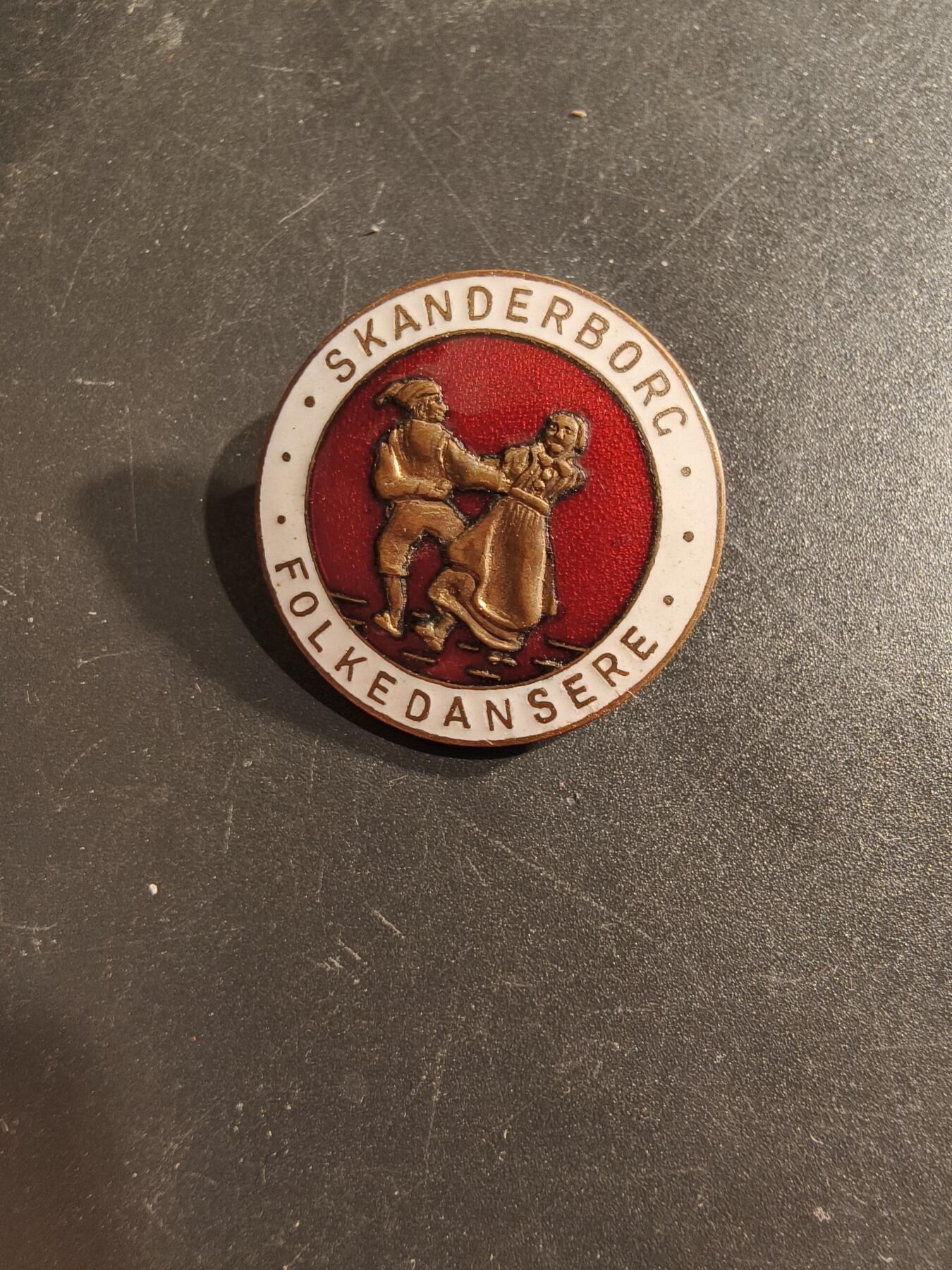 老王徽章第160期 丹麦斯坎讷堡民间舞者证章