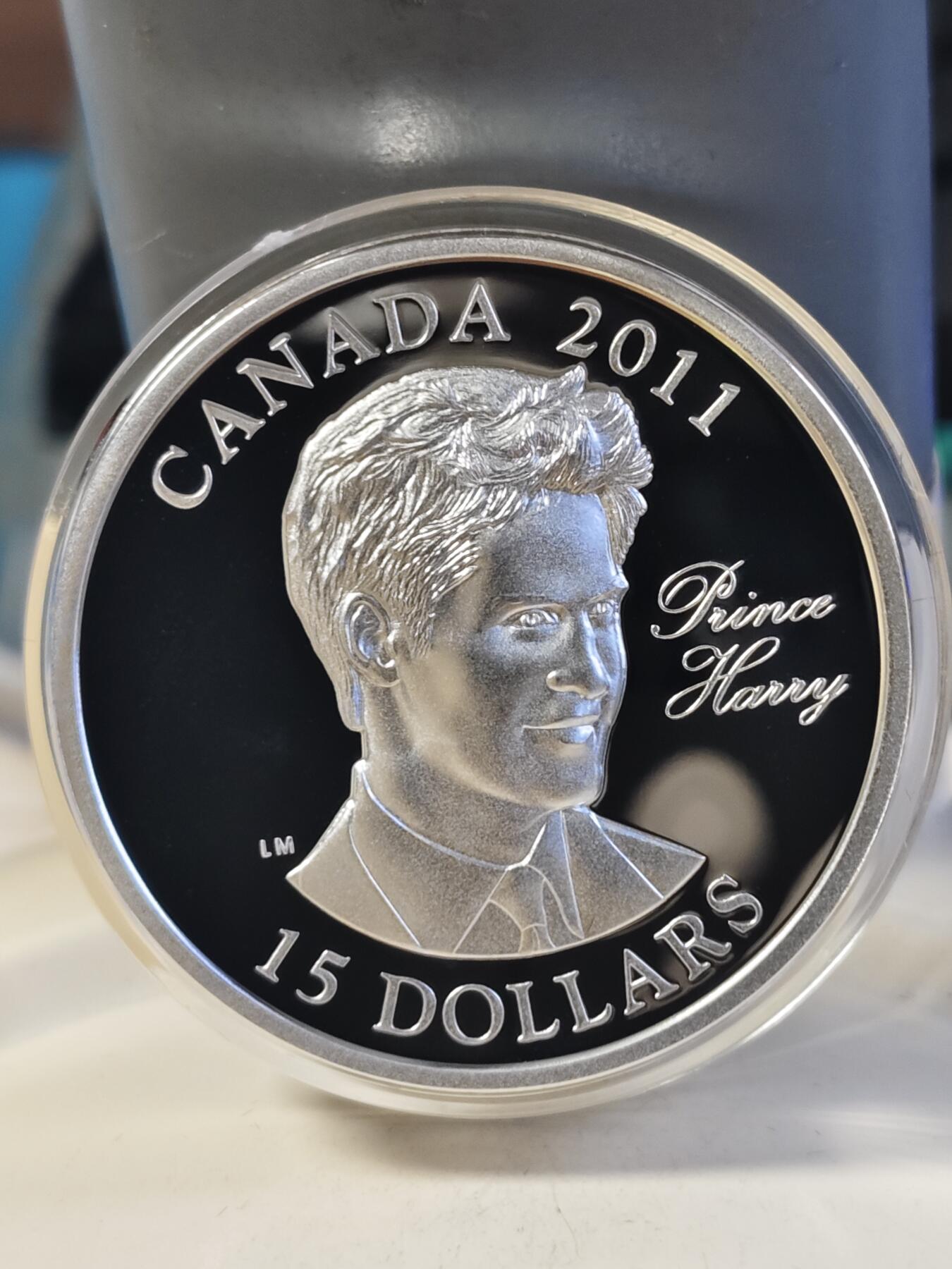 第180期拍卖【长期征集拍品】【北京币展专场】 加拿大2011年英国皇室威廉王子纪念银币2枚套装，925银，30克*2