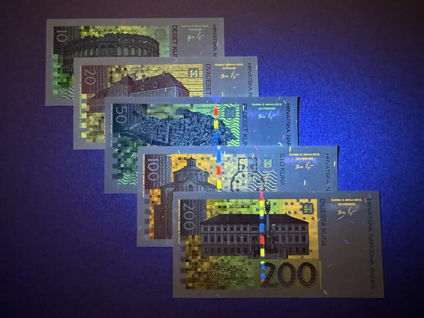 《艾美收藏》第218期-11.2周日外币荟萃 克罗地亚10、20、50、100、200库纳5张 UNC 2012年 原票绝品