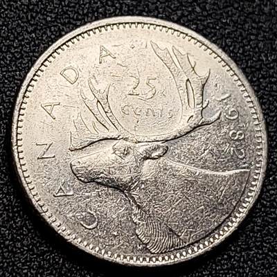 泉币菌-第122场-精品福利场 - 高币值 加拿大1982年1/4加拿大元 伊丽莎白二世 驯鹿 24mm 