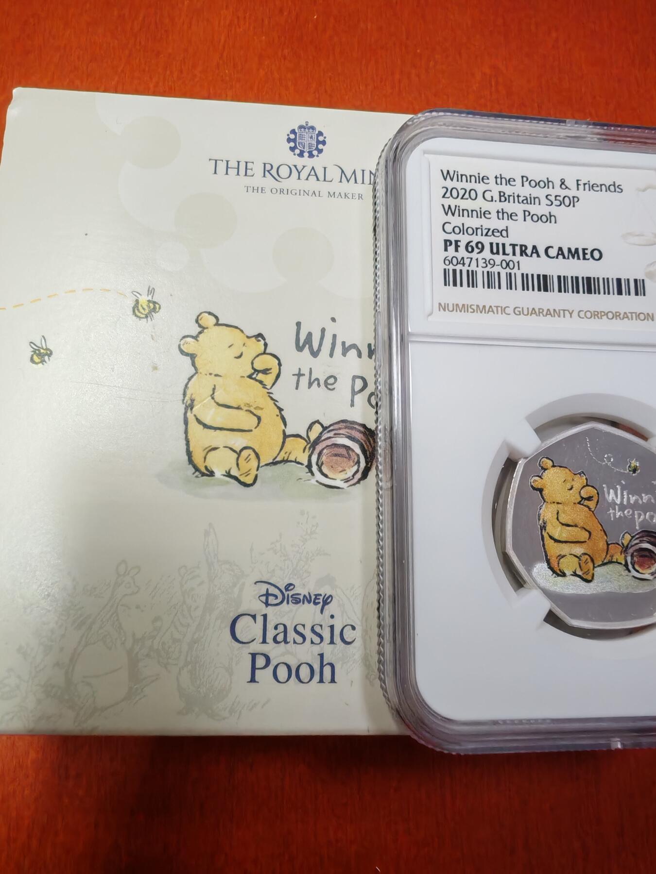 长老汇蛇年精选第六十九场拍卖 2020英国维尼熊50便士彩色精制银币，NGC PF69UC，盒证全