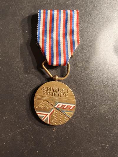 老王徽章第160期 -  法国纪念章