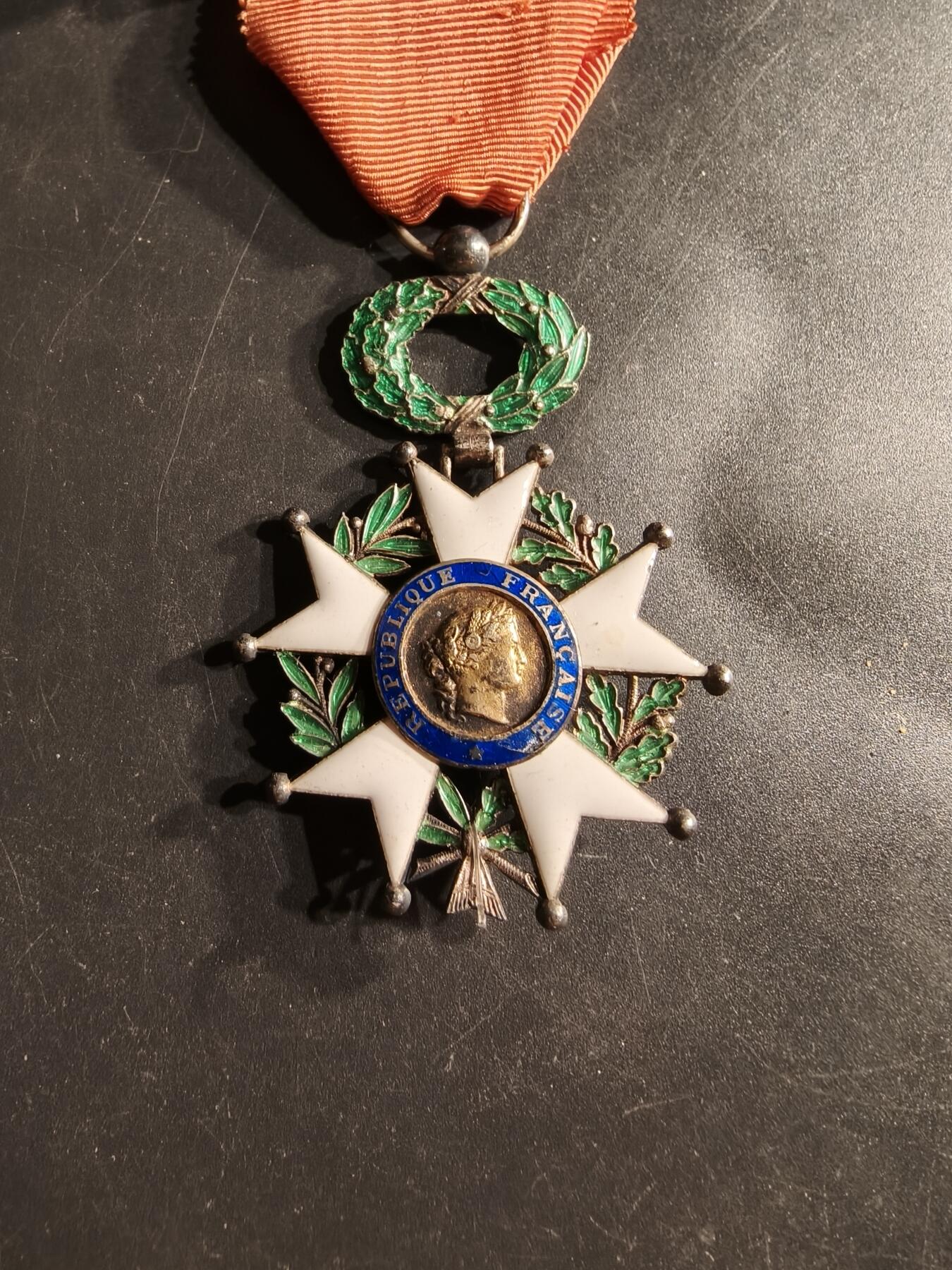 老王徽章第160期 法国骑士级荣誉军团勋章    原盒    银质珐琅    三共版本