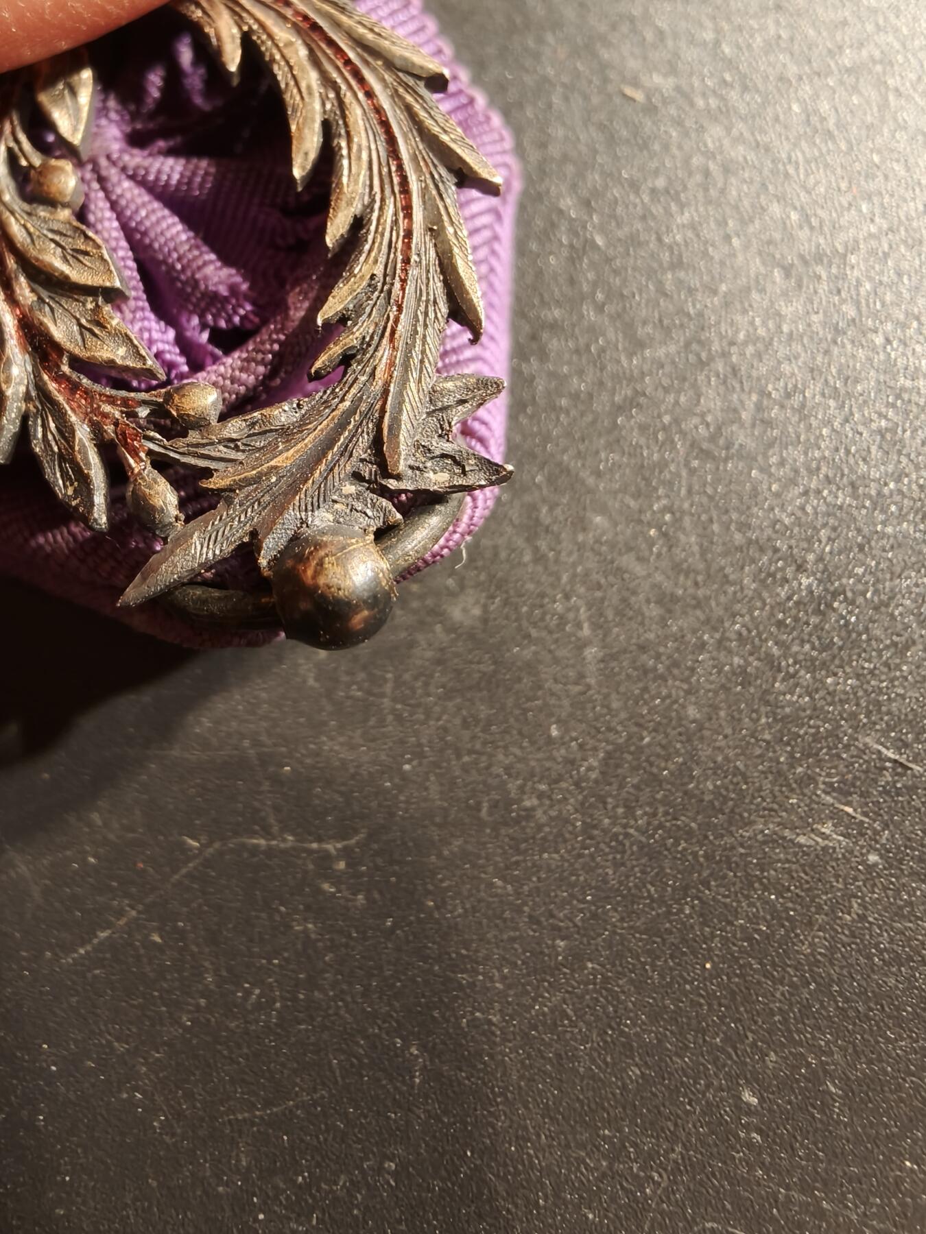 老王徽章第160期 法国军官级棕榈叶勋章    银质珐琅    三共时期    带盒子