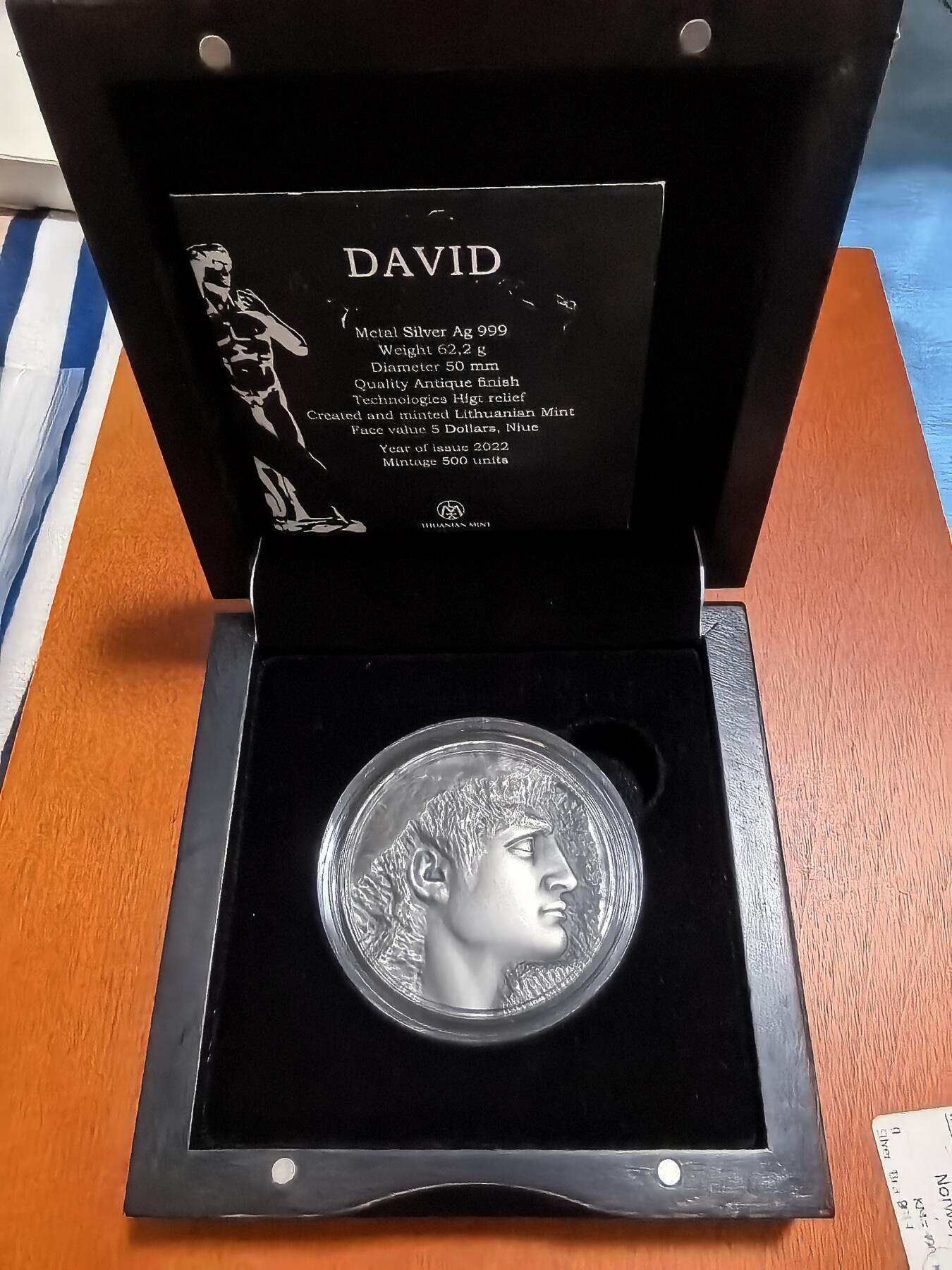 长老汇蛇年精选第六十九场拍卖 2022纽埃大卫5元仿古高浮雕银币，2盎司999银，盒证全，500枚，立陶宛造币厂