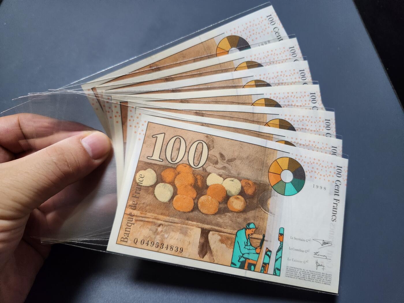 11月1号晚上8点 外国纸币自动截拍第50场 法国1998年100法郎7连号 无折有黄斑