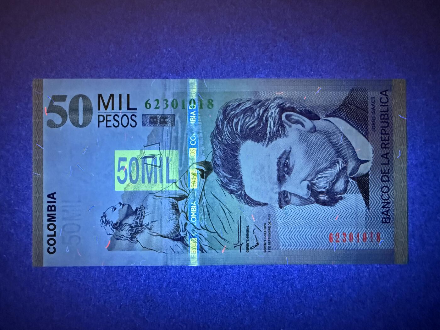 《艾美收藏》第218期-11.2周日外币荟萃 哥伦比亚50000比索 UNC 2013年 无47尾8