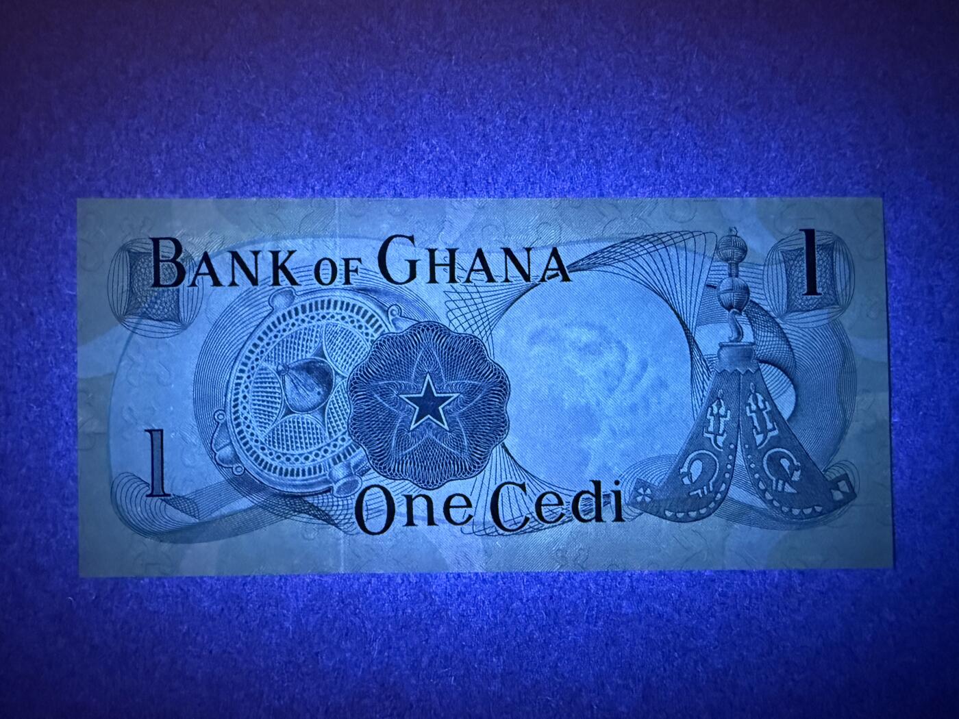 《艾美收藏》第218期-11.2周日外币荟萃 加纳1塞地 UNC 1971年版 无4