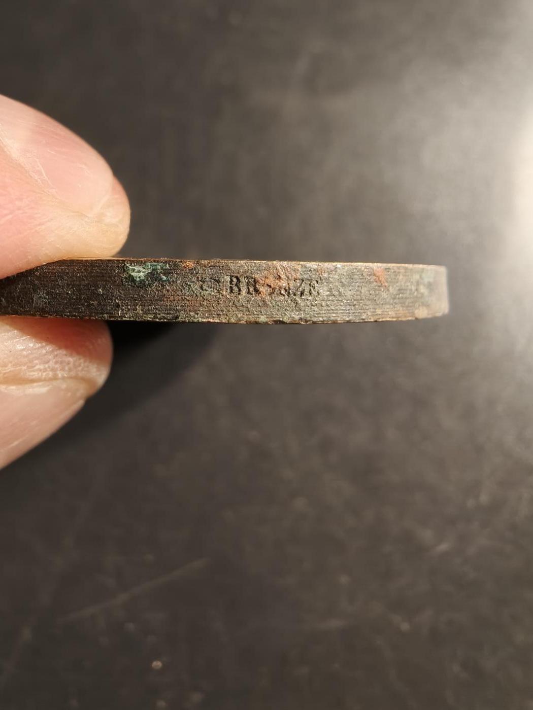 老王徽章第160期  法国战争部体能准备大铜章     直径50mm.    重量64.3g